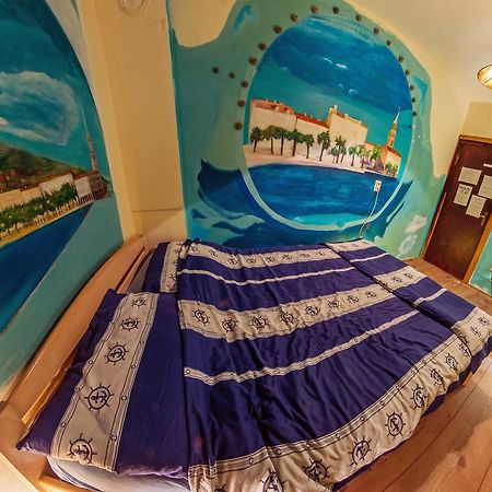 Hostel Mali Mrak Zagrzeb Zewnętrze zdjęcie