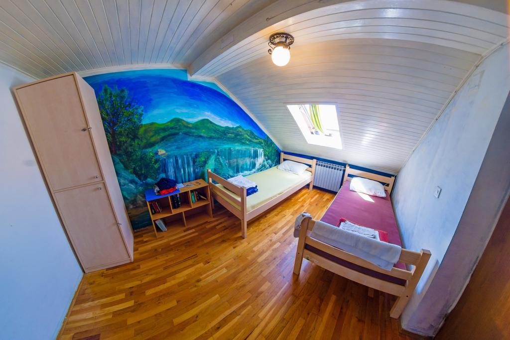 Hostel Mali Mrak Zagrzeb Zewnętrze zdjęcie