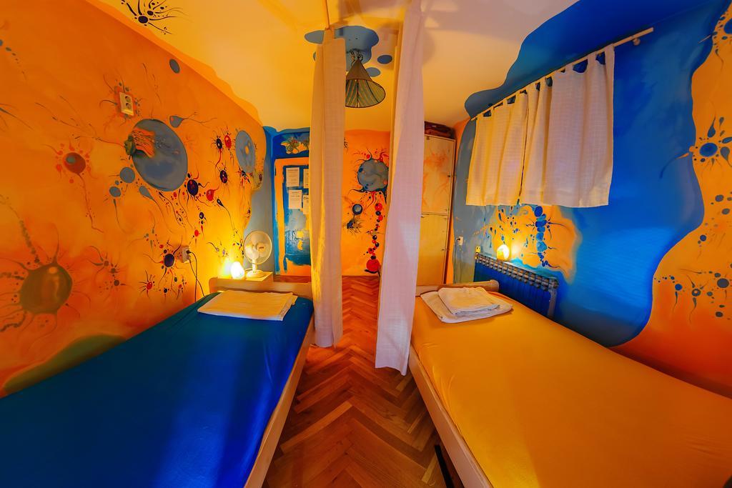 Hostel Mali Mrak Zagrzeb Zewnętrze zdjęcie